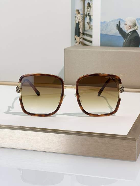 Picture of Bvlgari Sunglasses _SKUfw76703009fw